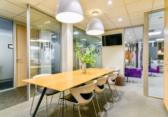 Rent a serviced office in Lille Flandres station